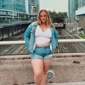 Meet your Posher, Riley